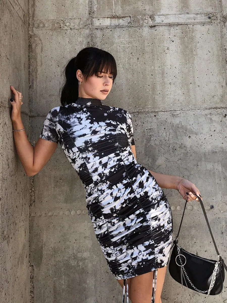 Aimie Tie-Dye Ribbed Ruched Dress In Grey