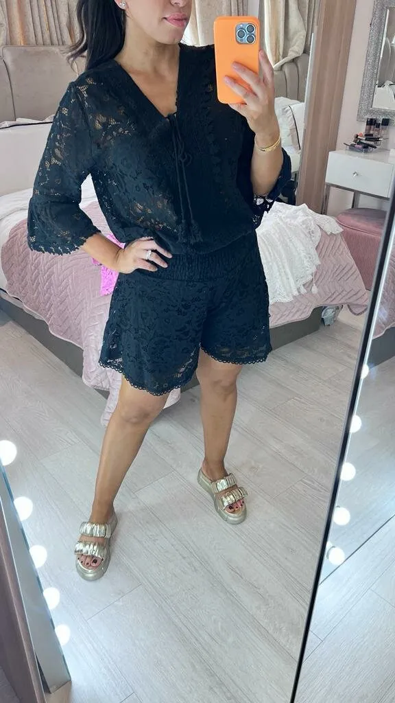 Amore Embroidered Lace 2 Piece Shorts Set