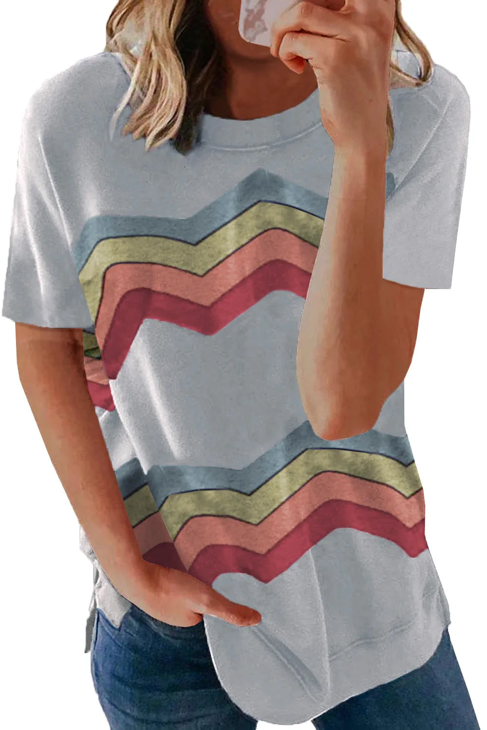 Colorful Wavy Stripes Print Short Sleeve Tee