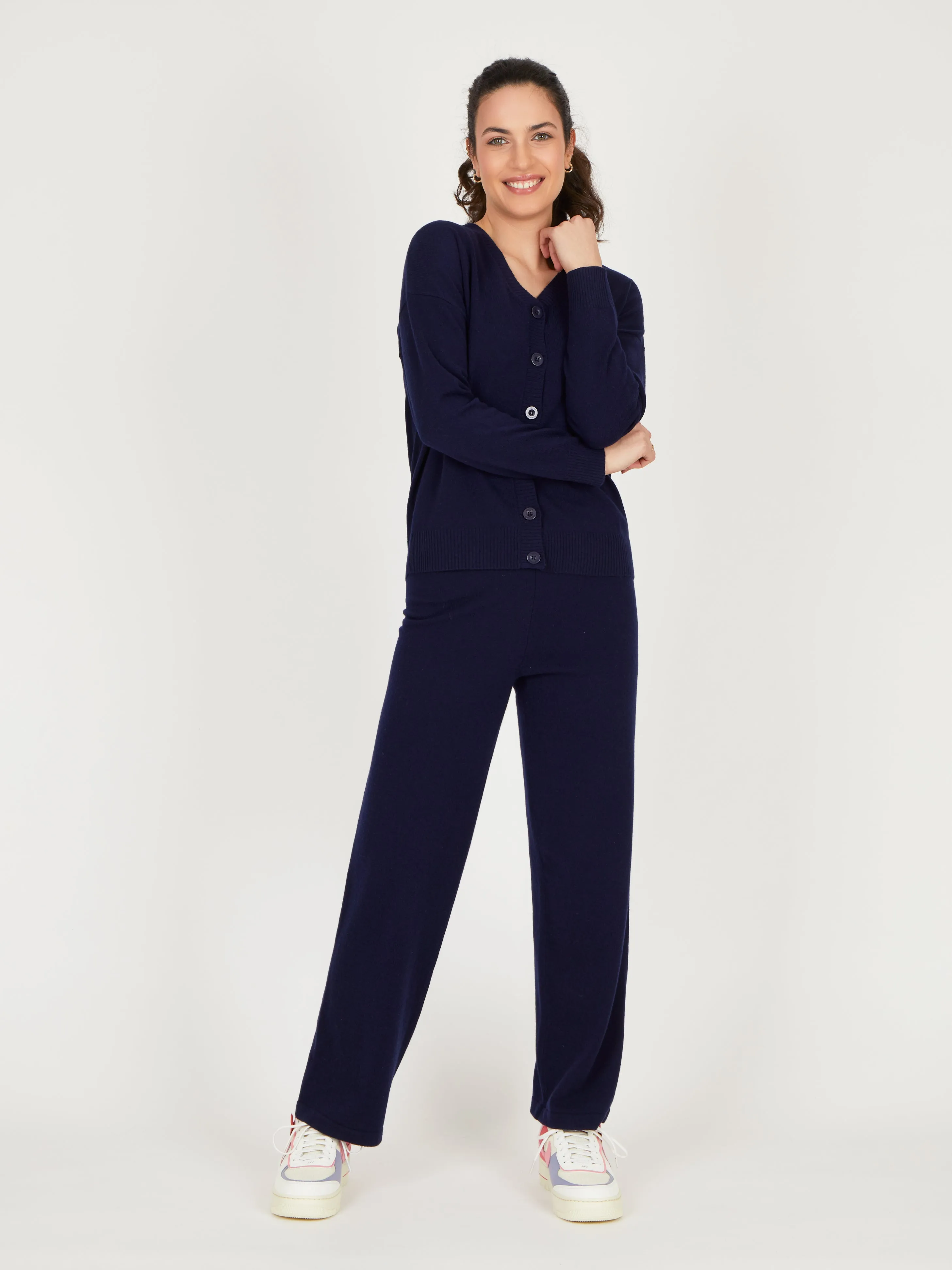 Core Standard 100% Cashmere Straight Leg Joggers
