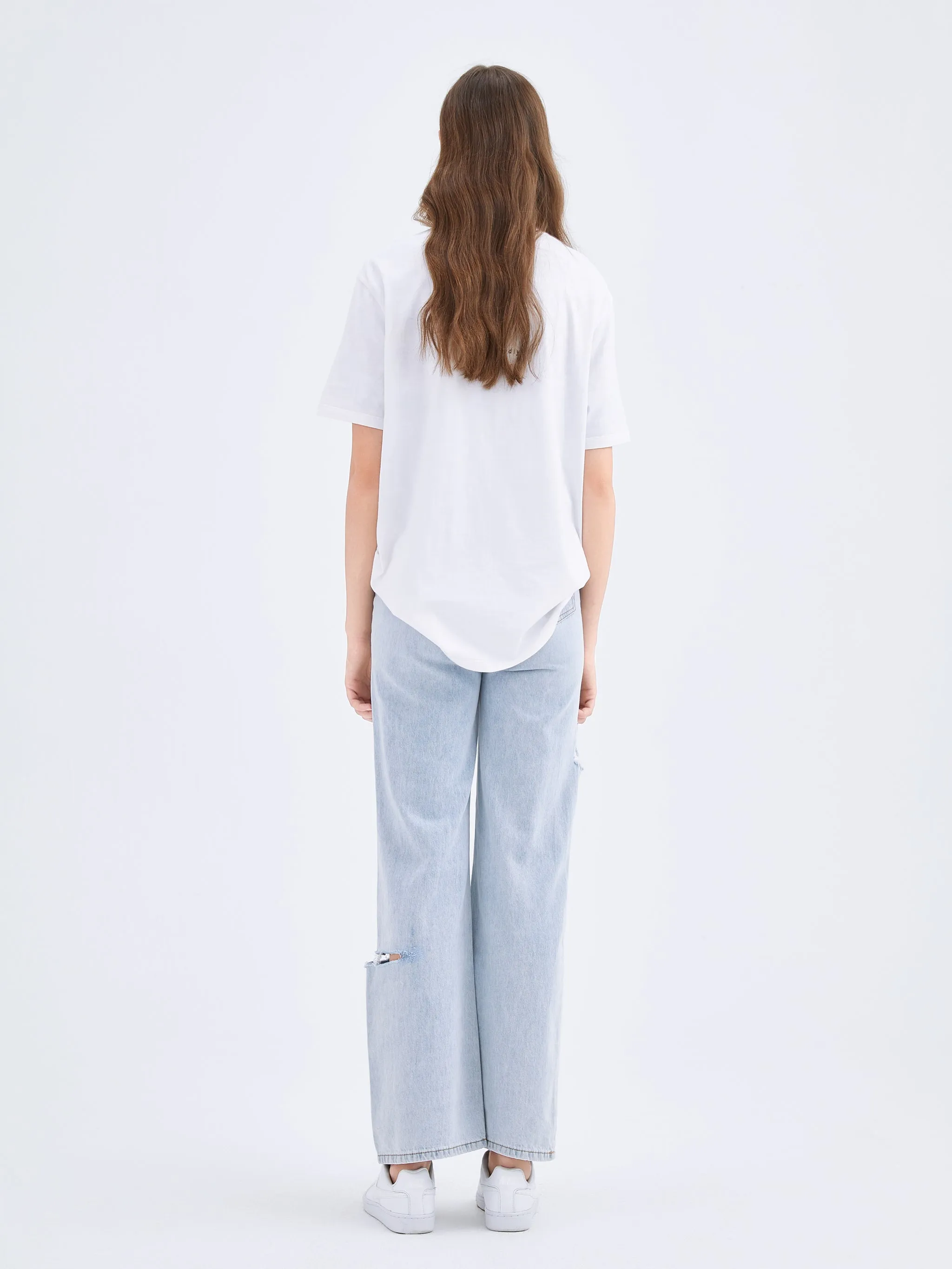 Embroidered Baggy Jeans