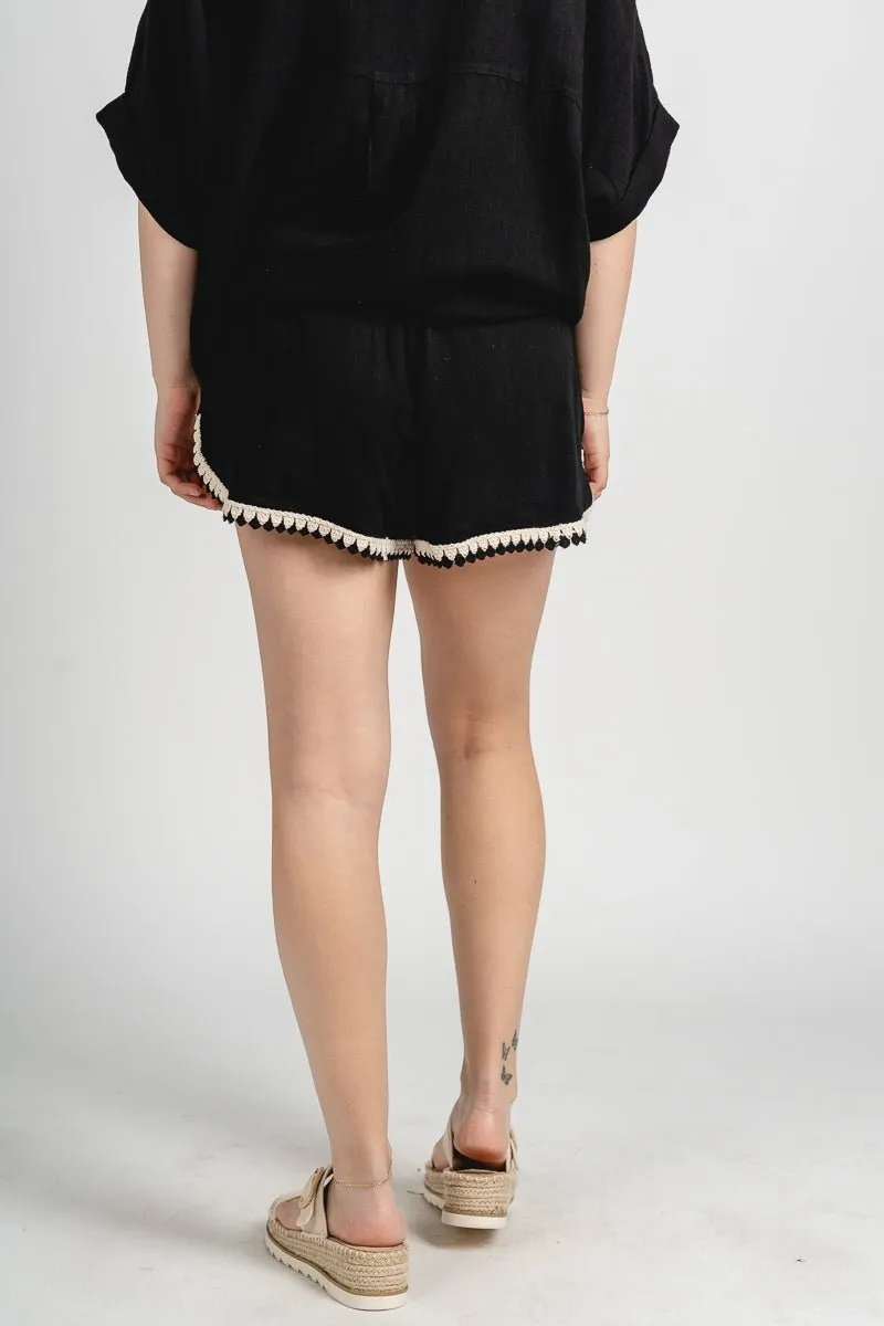 Embroidered shorts black