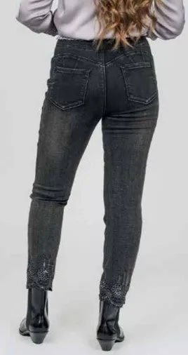 GG JEANS WOMEN'S ANKLE JEANS WITH SCALLOPED EMBROIDERY HEM -  CHARCOAL