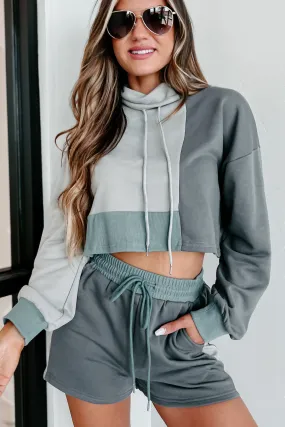 In Relaxation Mode Colorblock Two-Piece Shorts Set (Grey)