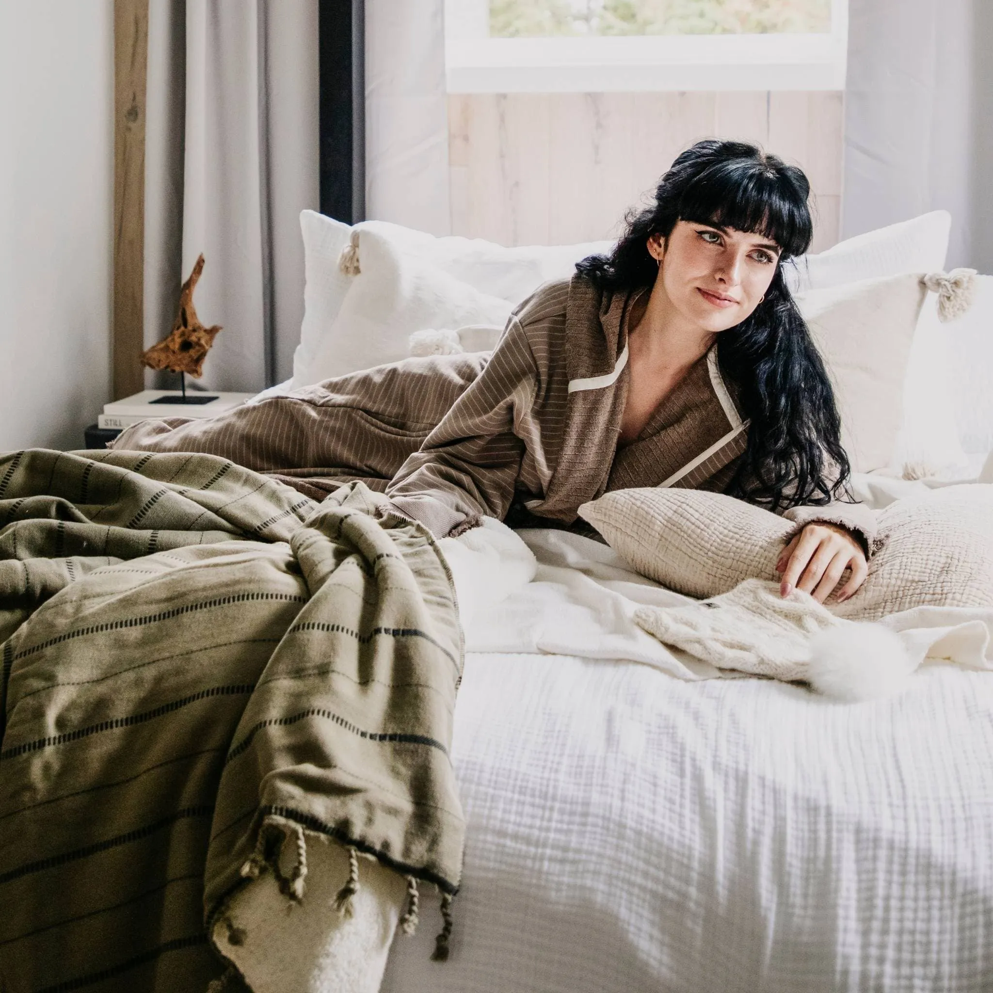 Irena Fleece-Lined Throw