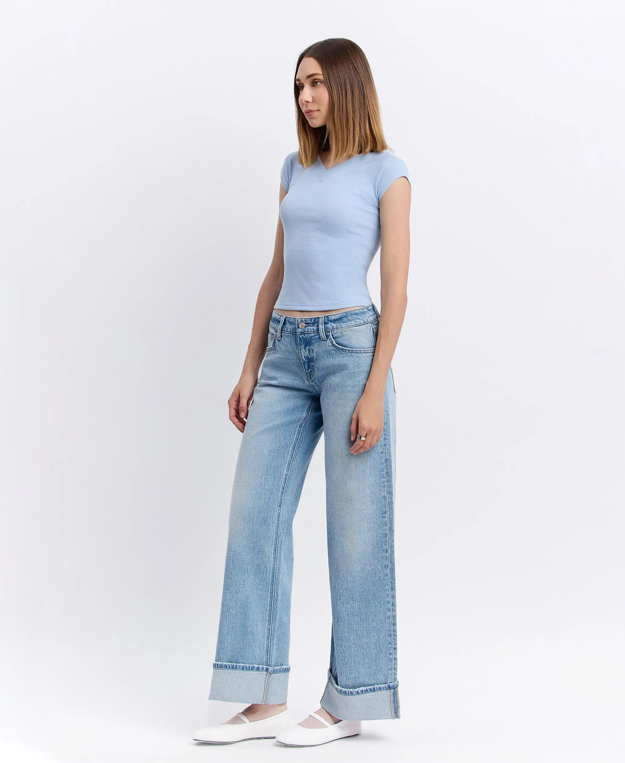 London - Low Rise Cuffed Baggy Wide Leg Jeans