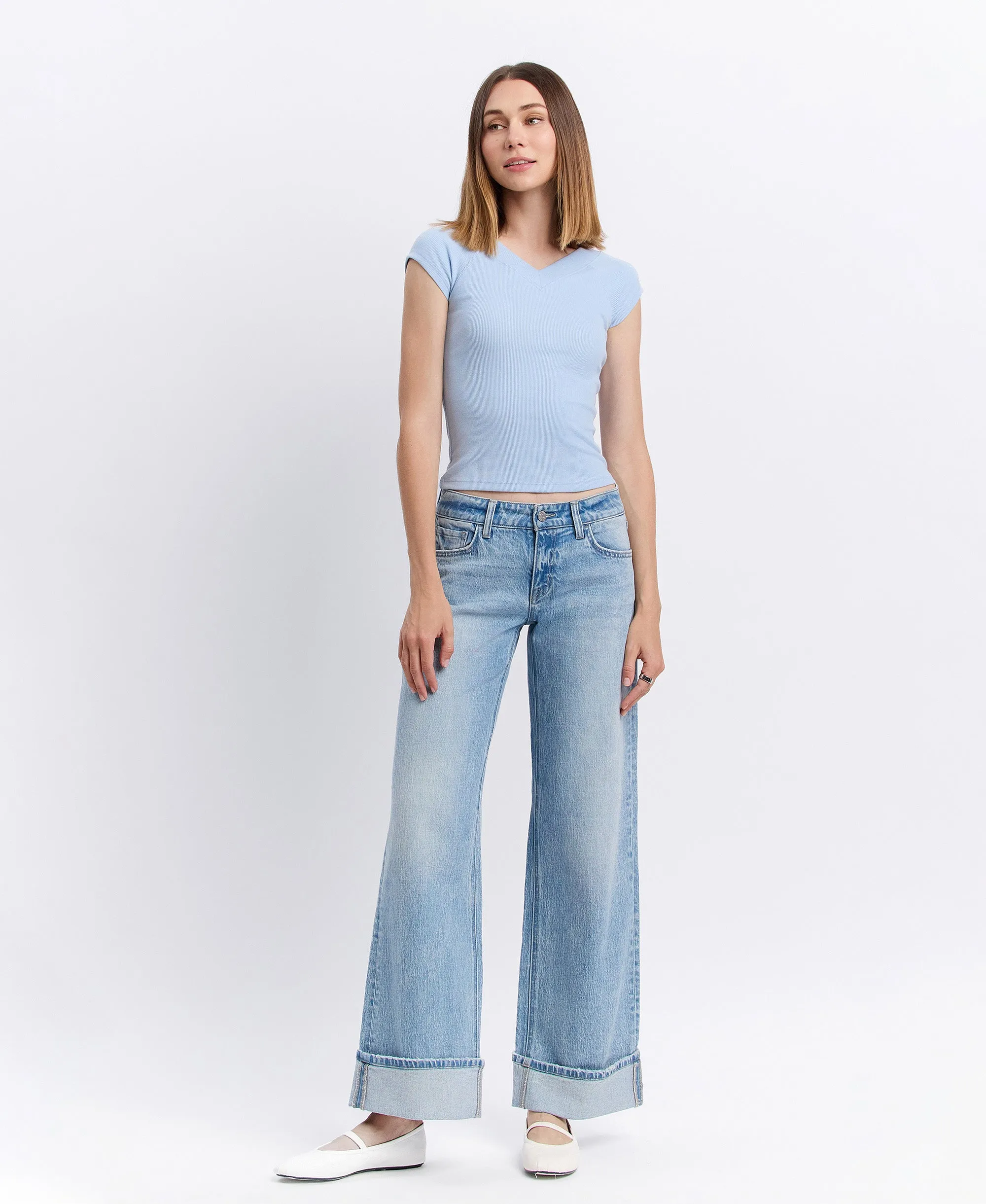 London - Low Rise Cuffed Baggy Wide Leg Jeans