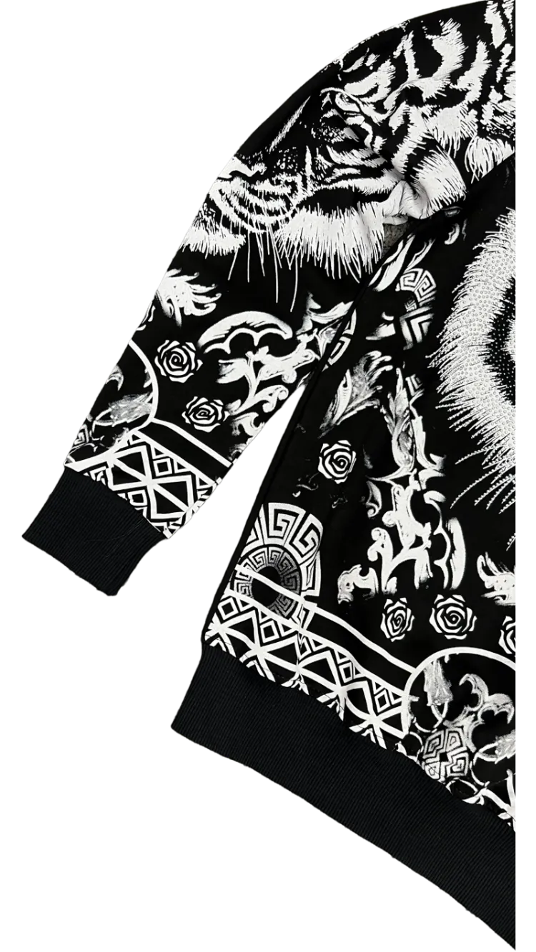 Men's Black Graphic Sweatshirt With Silver Stone Lion Head
