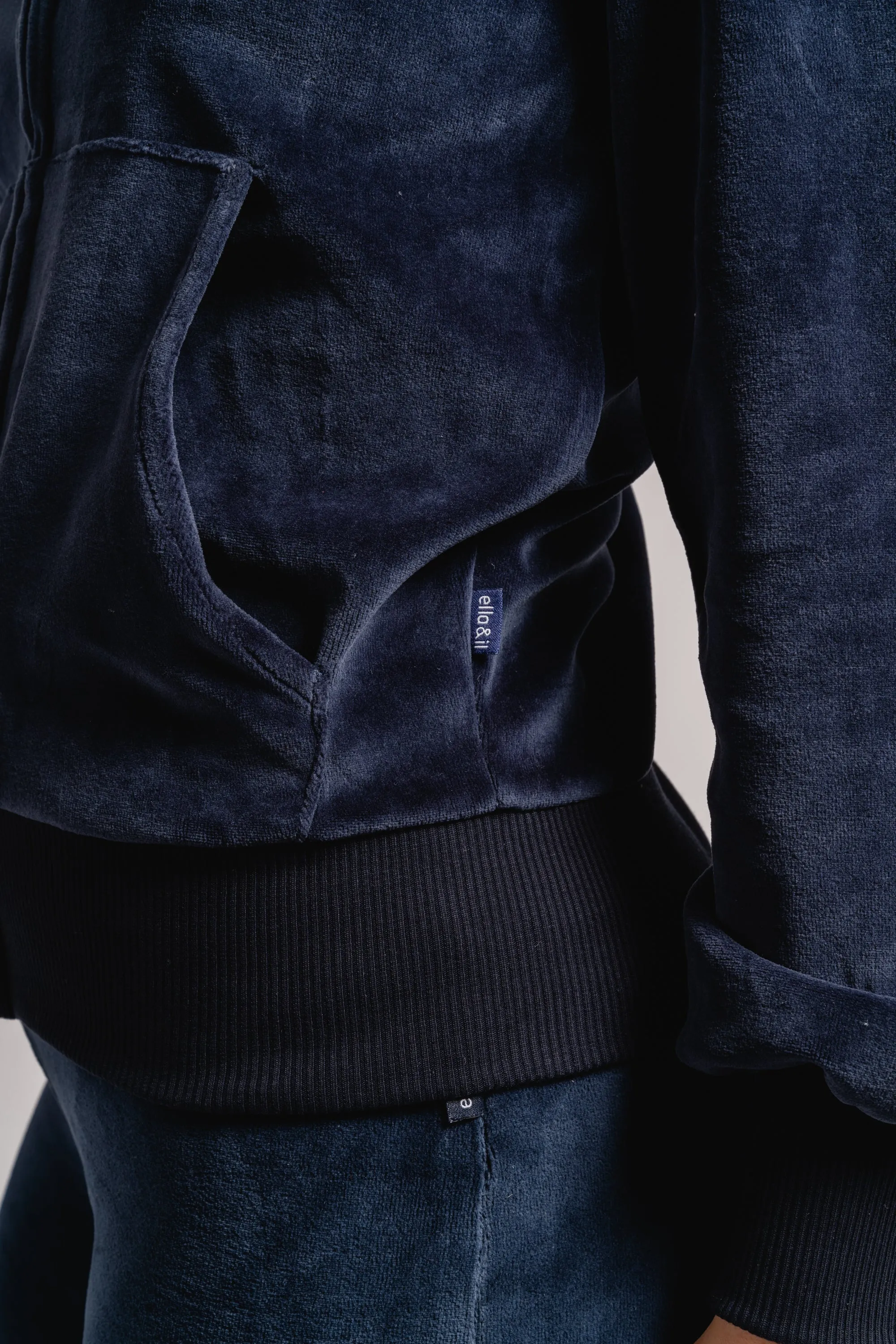 Mim Velour Jacket - Navy