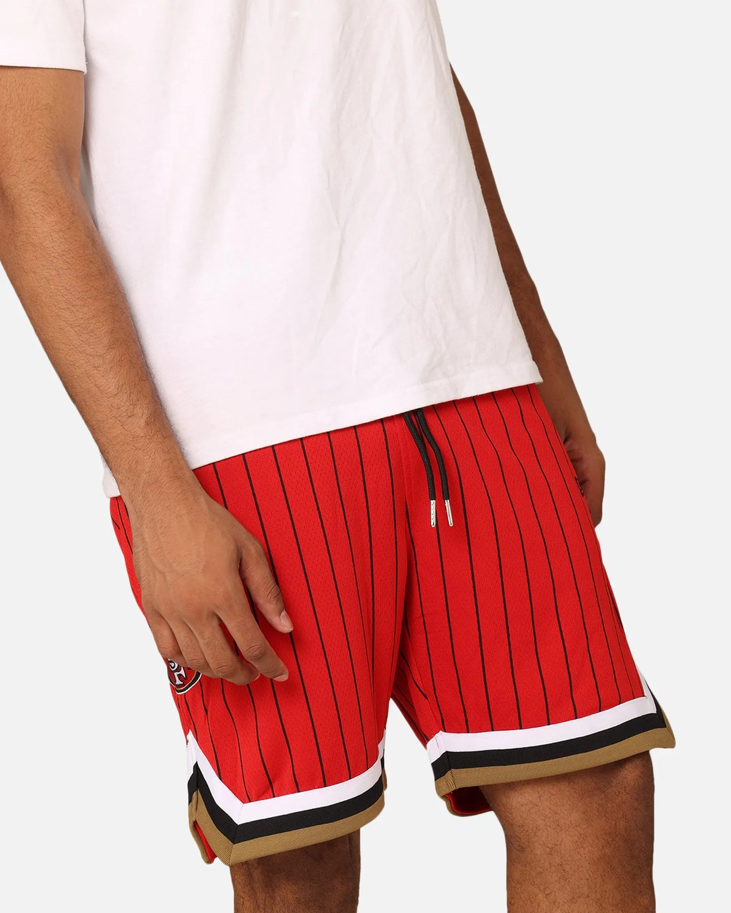 New Era San Francisco 49ers Pinstripe Shorts OTC