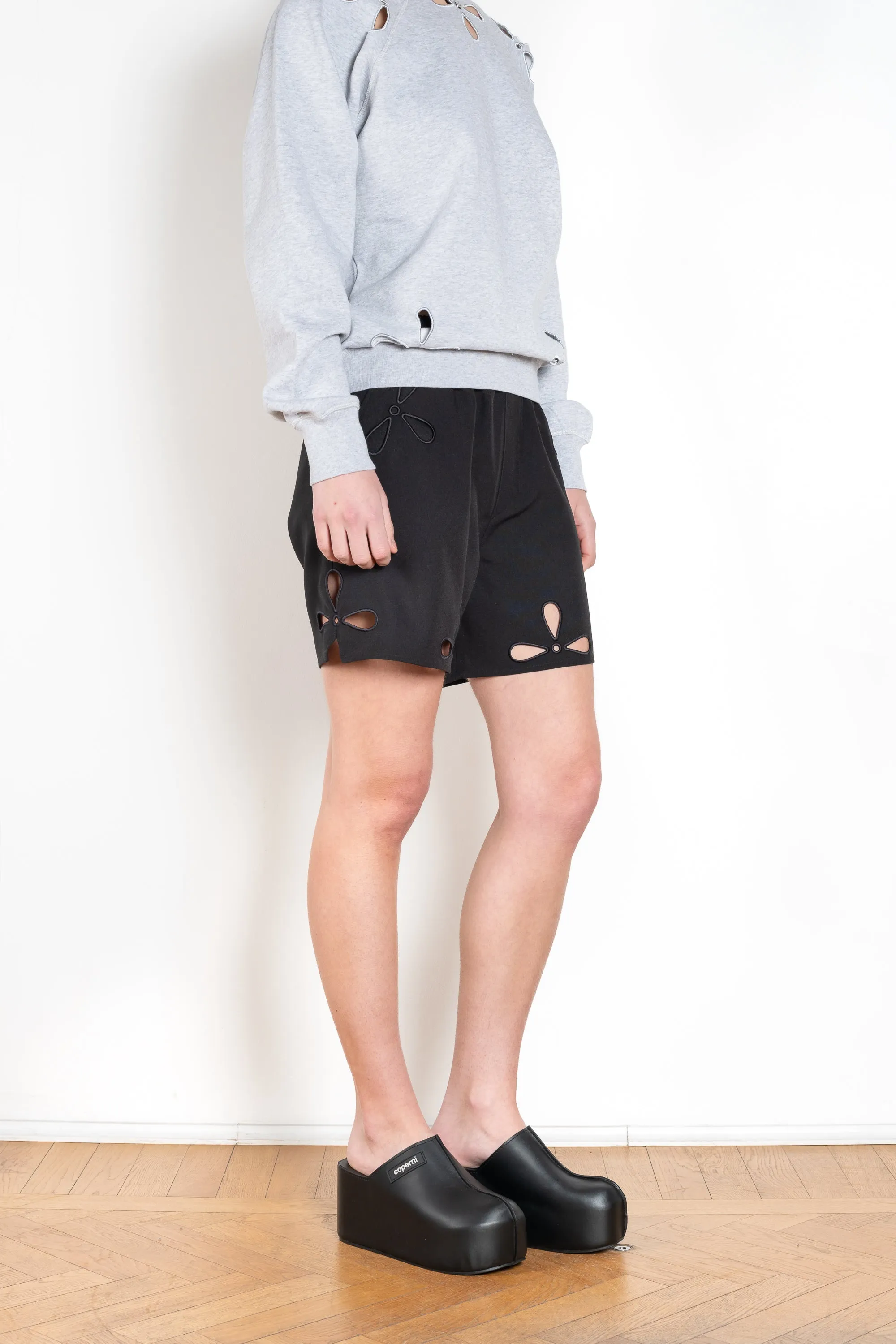 Petal Embroidered Shorts