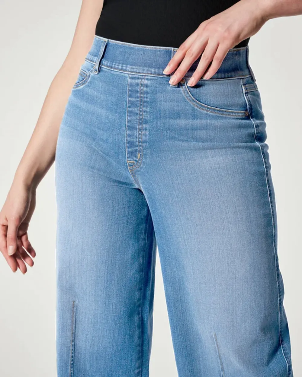 Seamed Front Wide Leg Denim Jeans