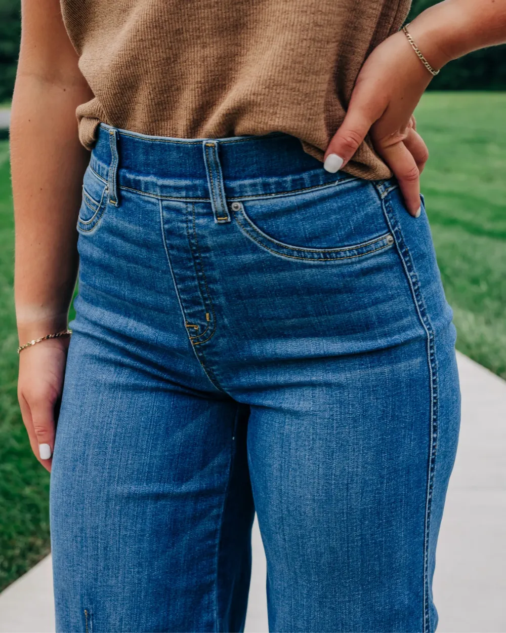 Seamed Front Wide Leg Denim Jeans
