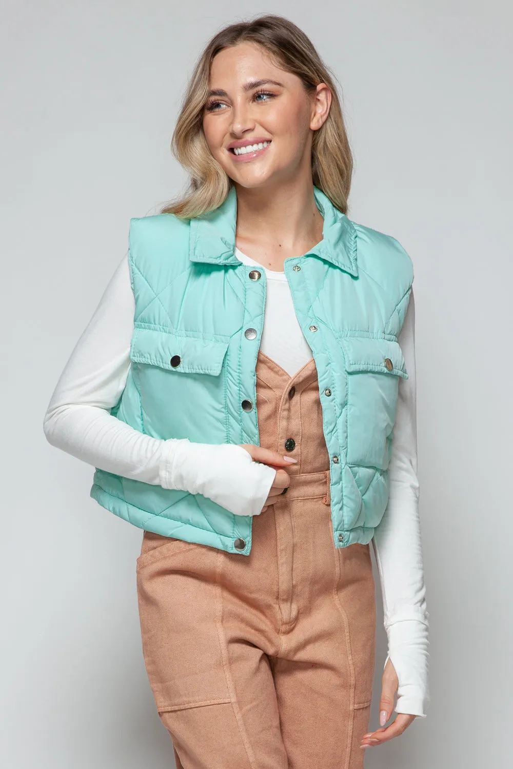 Snobbish Crop Womens Quilted Vest – Snap Down Fashionable Layered Outerwear
