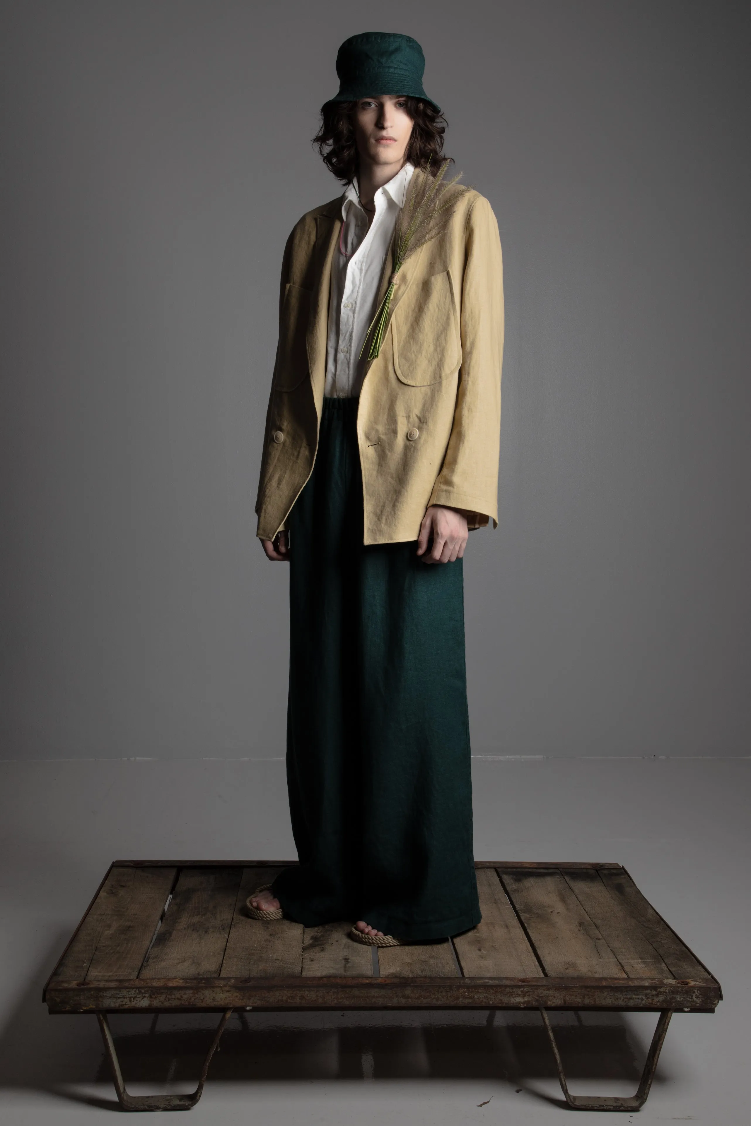THESALTING DOUBLE U POCKET BLAZER - KHAKI
