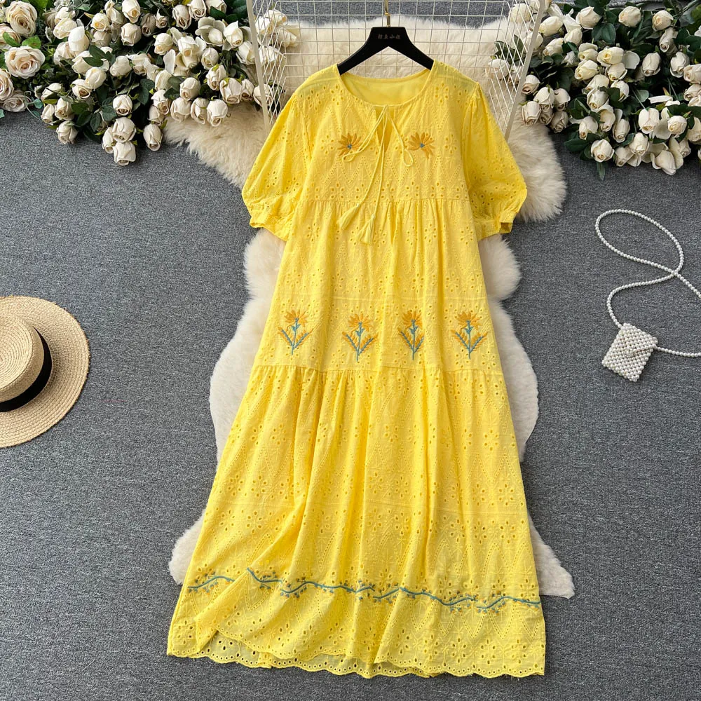 Women Vintage Embroidered Bubble Sleeves Dress