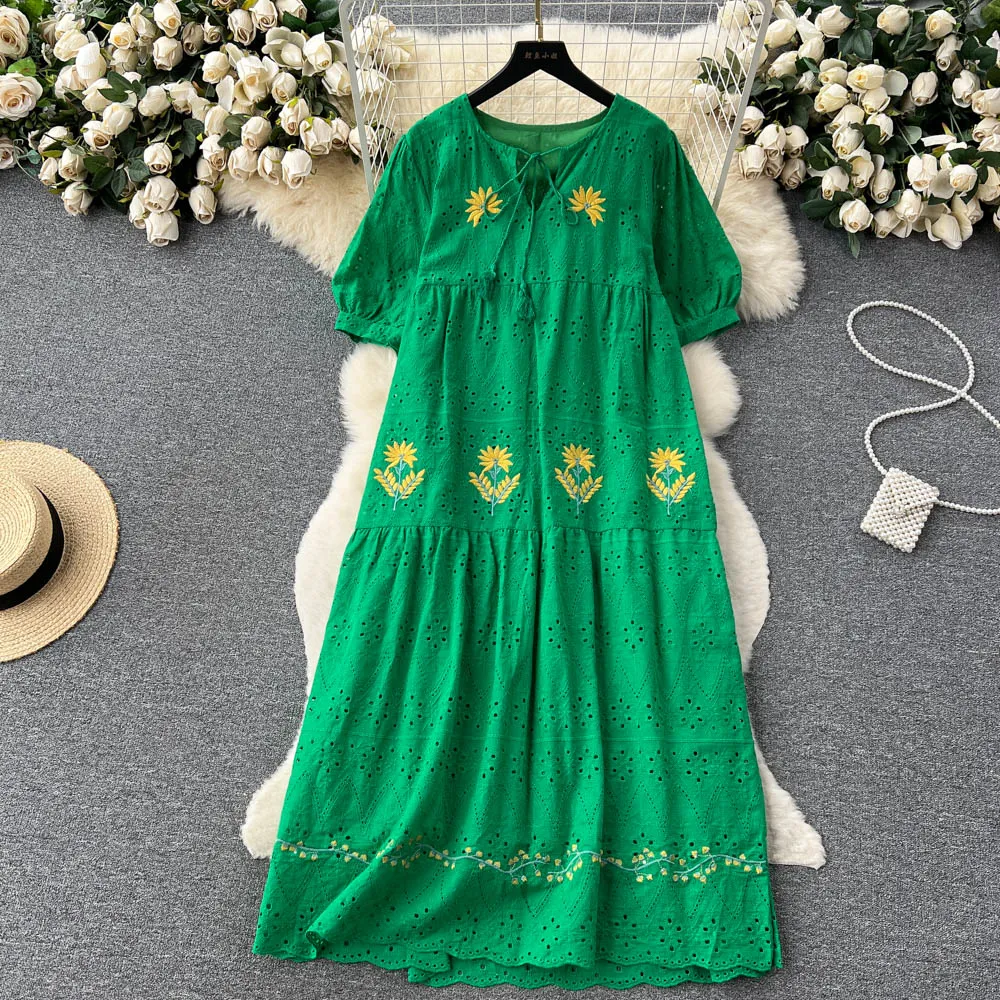 Women Vintage Embroidered Bubble Sleeves Dress