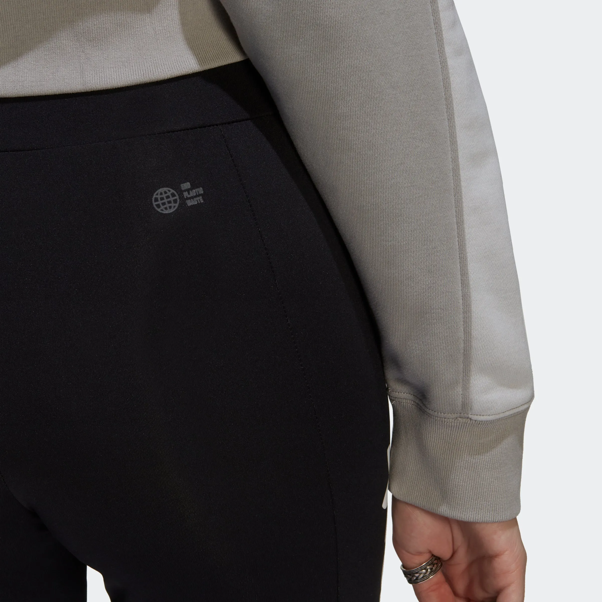 Women's adidas Originals Biker Shorts Black
